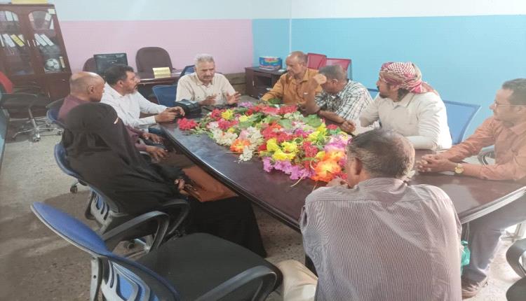 الهيئة الإدارية لمنتدى القشم تعقد إجتماعها الدوري